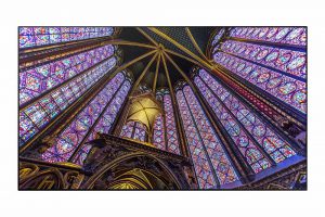 Samsung QH55H-QH65H Front